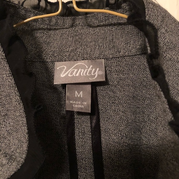 3/$20! Vanity ruffled vest with buttons - Picture 2 of 3